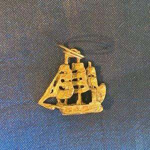 Gold ship pendant/charm